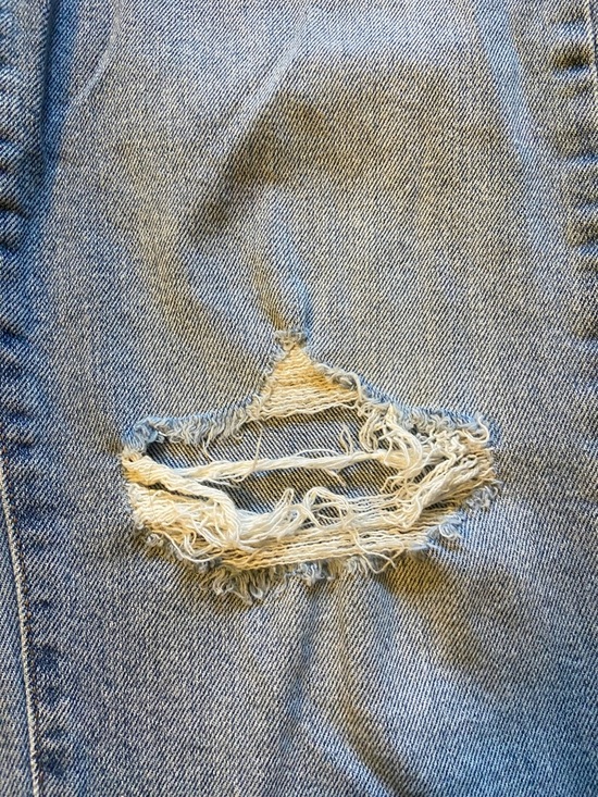 GUESS Light Blue Distressed Boyfriend Jeans - Picture 7 of 9